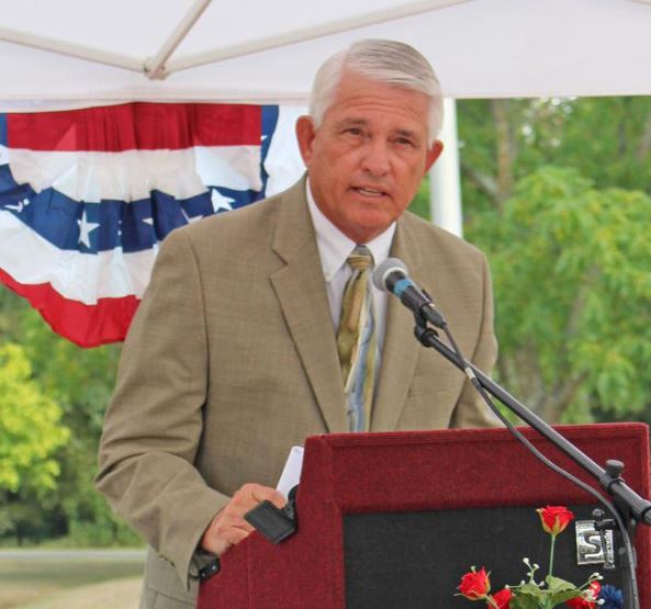 Mayor Don Denbow Giving Speech